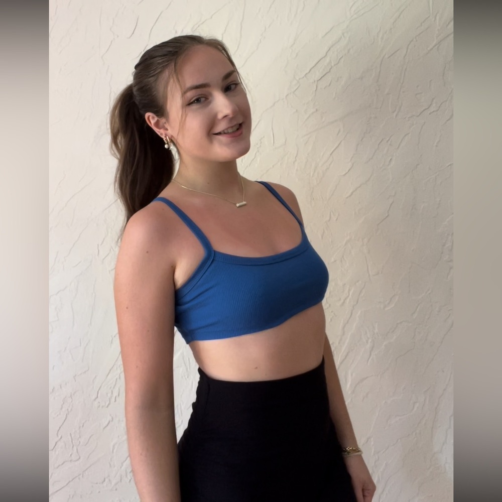 Meet your Posher, Emily